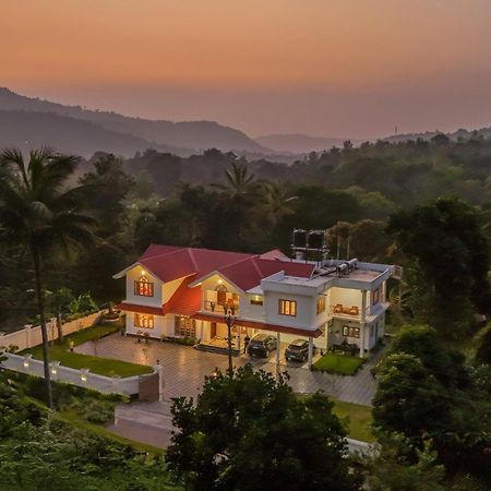 Stayvista At Spice Notes - Breakfast Included Munnar Dış mekan fotoğraf